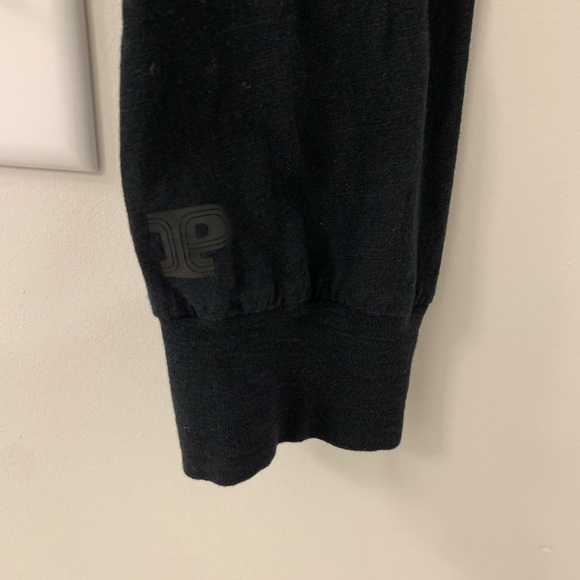 Victoria’s Secret crop top - Picture 3 of 3